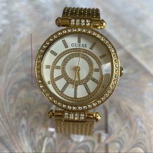 GUESS- Ladies watch- Gold Bangle Watch- NWOT